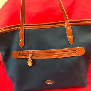 Coach tote